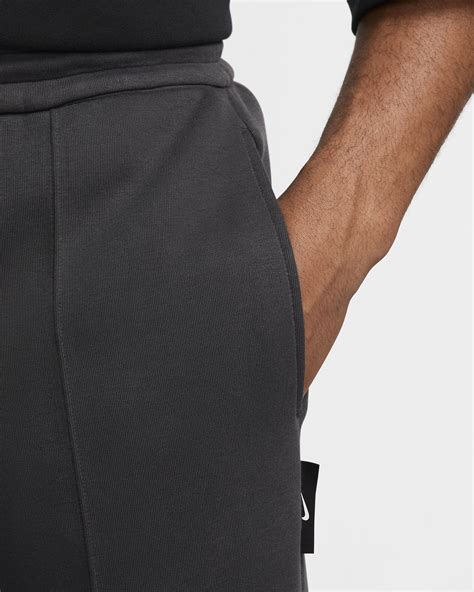 Nike Tech Men's Tailored Fleece Trousers. Nike NL.